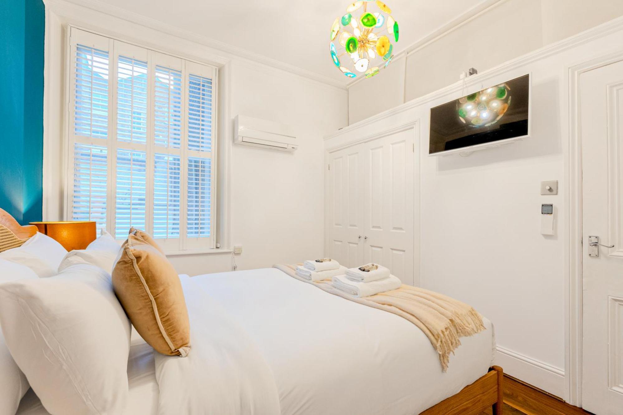 New Listing! 1br In London, 5 Min Tube Londen