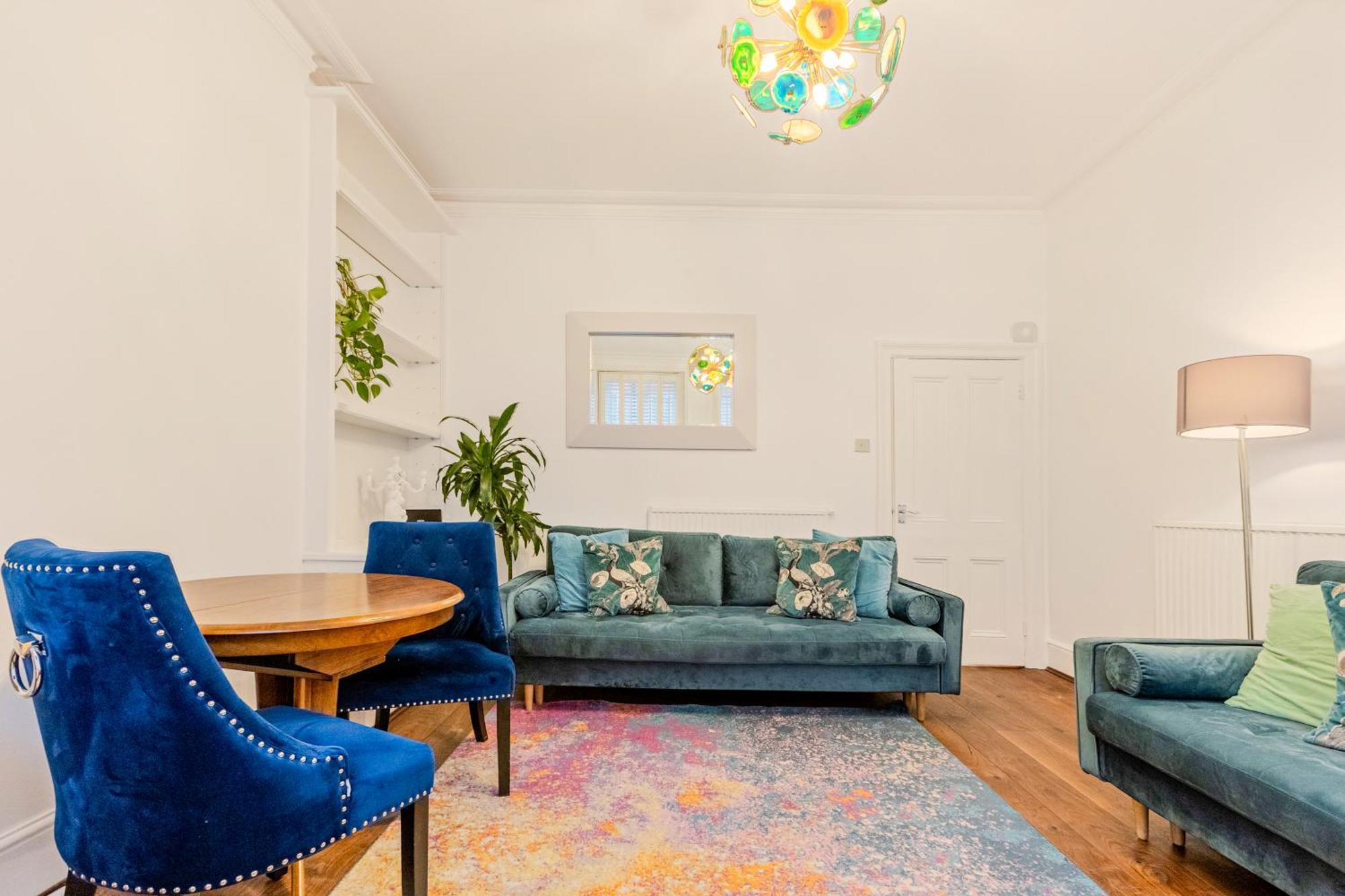New Listing! 1br In London, 5 Min Tube * Londen