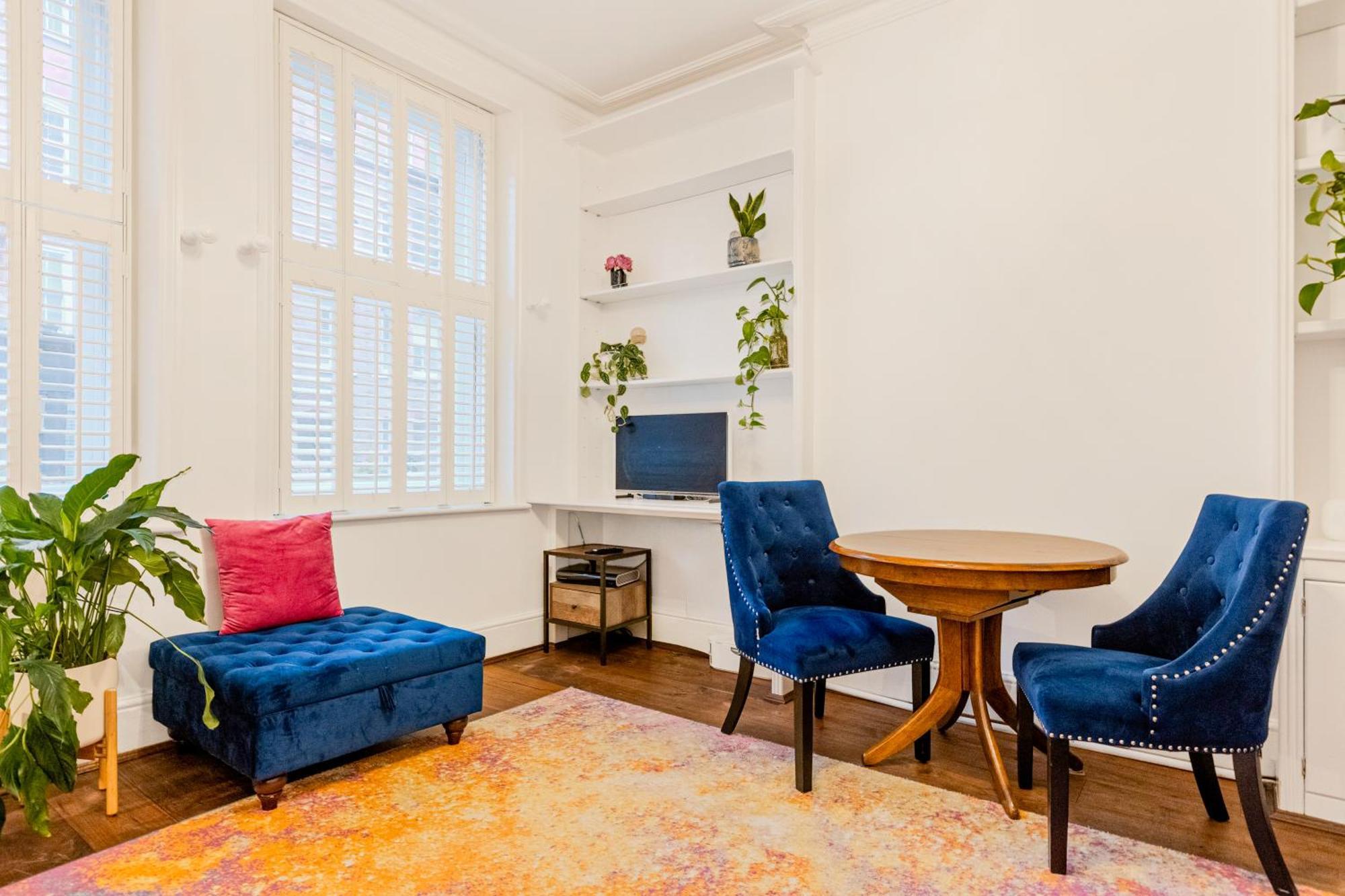 New Listing! 1br In London, 5 Min Tube * Londen